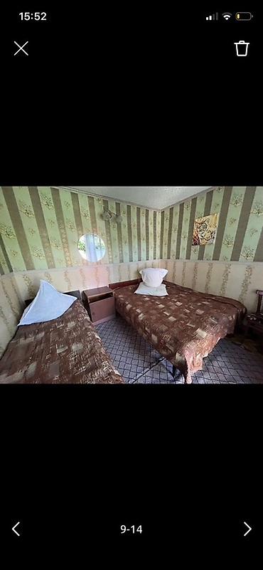 Бөлмөлөр: Сдаются комнаты в гостевом доме. имеются 2-х, 3-х и 4-х местные — 9