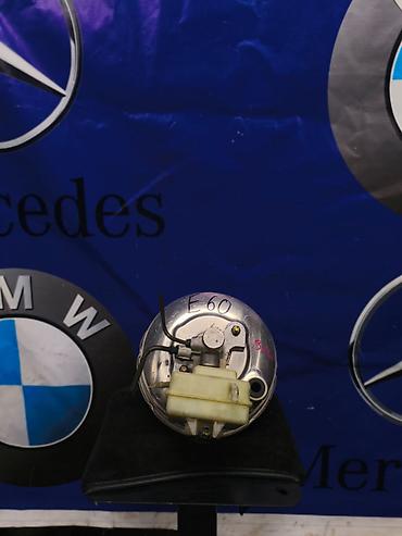 bmw e12: Вакуумный усилитель тормозов с главным тормозным цилиндром и бачком — 1