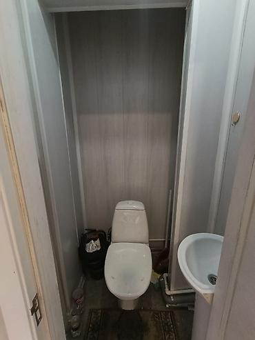 Продажа салонов красоты и кабинетов: Продаю коммерческое помещение,бывшая парихмахерская(все документы — 10