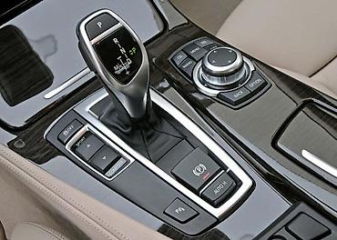 peda quad 200cc: RUČICA MENJAČA ZA BMW 530 OD 2010. DO 2016. GOD — 1