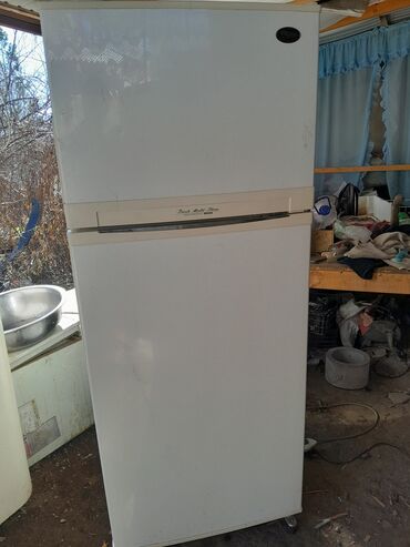 большие холодильники: Холодильник AEG, Б/у, Двухкамерный, No frost, 90 * 175 * 18
