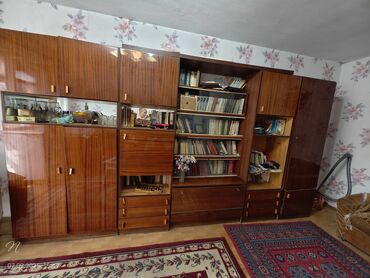 отдам даром обои: Секция-стенка, отдам даром
