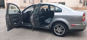 Volkswagen: Volkswagen Passat: 1.8 l | 2004 il Sedan — 9