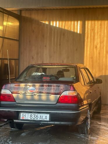 дайво нексия 2: Daewoo Nexia: 2005 г., 1.5 л, Механика, Бензин, Седан