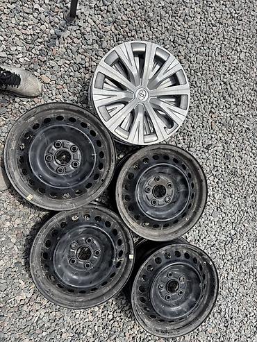колпаки субару: Комплект стальных дисков R16 для Toyota + один декоративный колпак — 1