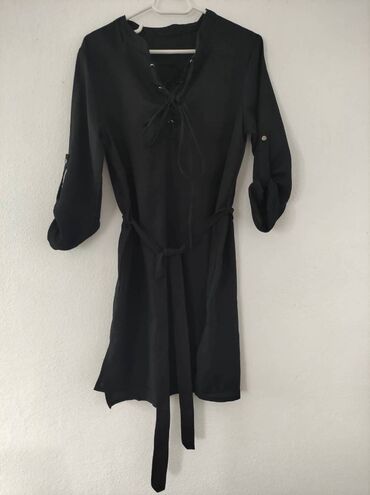 svečane košulje ženske: Duga kosulja tunika Nova nekoriscena, sa remenom na struk, boja crna