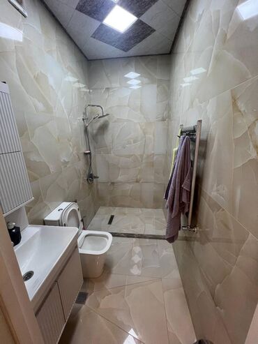 Uzunmüddətli kirayə mənzillər: Qarayev metrosu yaxınlığında mənzil kirayə verili. Ümumi sahəsi 75 -da lalafo.az — 12 Uzunmüddətli kirayə mənzillər: Qarayev metrosu yaxınlığında mənzil kirayə verili. Ümumi sahəsi 75 — 12