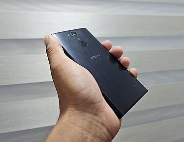 nokia e52: Sony Xperia Xa2, Б/у, 64 ГБ, цвет - Черный, 1 SIM — 2