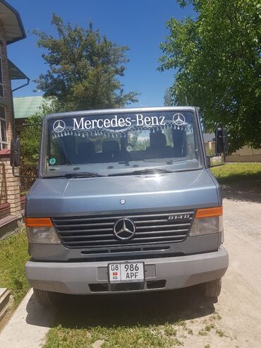 коробка степвагон: Mercedes-Benz : 1996 г., 0.4 л, Механика, Дизель