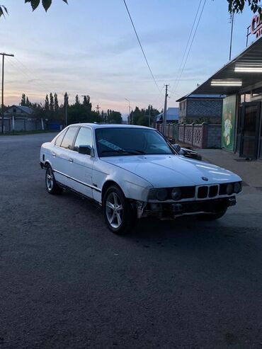 камаз евро 1: BMW 5 series: 1992 г., 2 л, Механика, Бензин, Седан