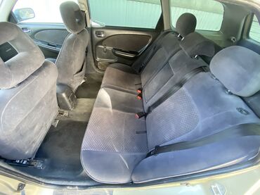 Toyota: Toyota Avensis: 2001 г., 1.6 л, Механика, Бензин, Универсал — 7