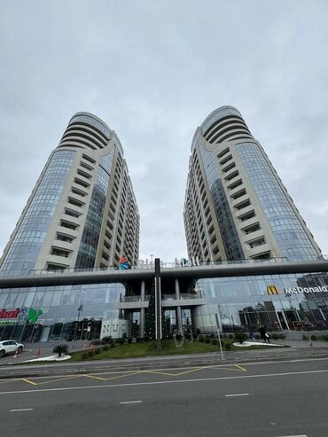 qelebe residence: 3 комнаты, Новостройка, м. 8 ноября, 79 м²