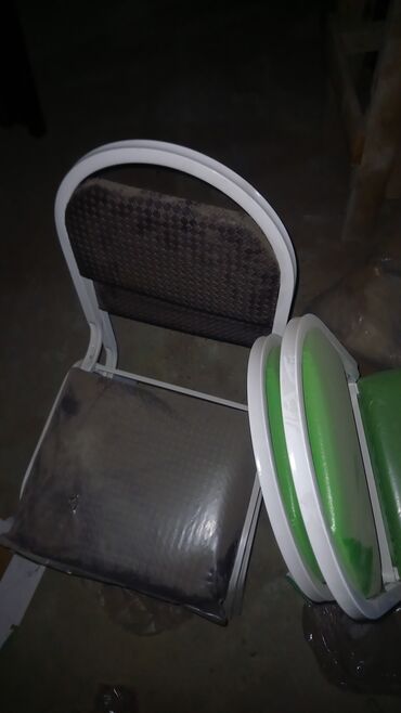 Ofis oturacaqları: Ofis və tədris mərkəzlərnə stul və masaların sexdən onlayn satış — 2