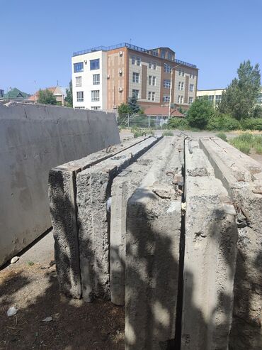 Стеновые плиты: Продаётся стенной плита!!! Около 25 шт есть. Адрес, Бакаева 121 А — 6