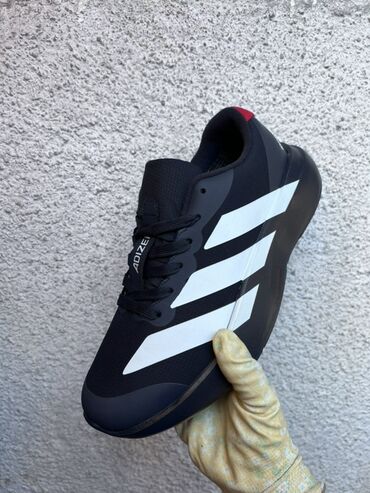 вязанная кофточка: Мужские кроссовки, 43, Adidas, Новый, цвет - Черный, Самовывоз, Платная доставка