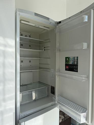 iphone 13 ekran: Hotpoint-Ariston iki qapılı soyuducu (alt kamerada dondurucu) - Rəng — 5