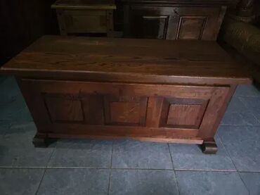 Stilske komode: Skrinja u odlicnom stanju. Duzina 105 cm. Visina 50cm Dubina 45 cm — 2