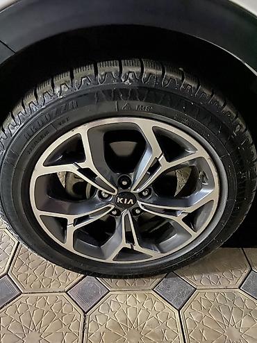 Kia: Kia Sorento: 2019 г., 1.6 л, Типтроник, Бензин, Седан — 6