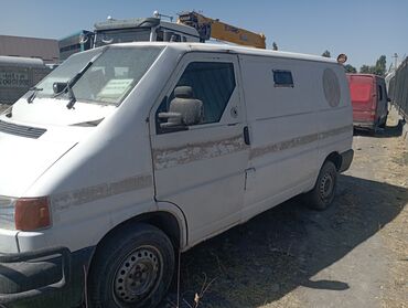 Volkswagen: Volkswagen : 2000 г., 2.4 л, Механика, Дизель, Минивэн — 7