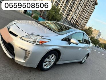 BYD: Toyota Prius: 2012 г., 1.8 л, Автомат, Гибрид, Седан