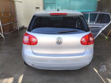 сполер на гольф 2: Volkswagen Golf V: 2004 г., 1.6 л, Механика, Бензин, Хэтчбэк