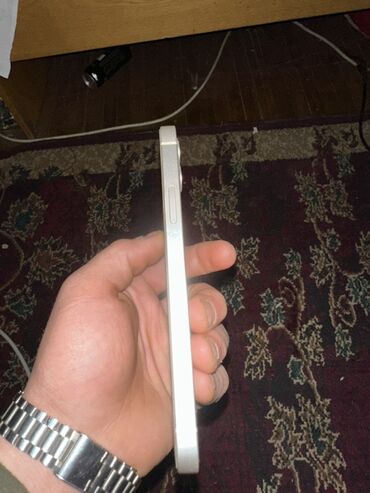 Apple iPhone: IPhone 12, Б/у, 64 ГБ, Белый, Кабель, Зарядное устройство, Защитное стекло, 76 % — 4