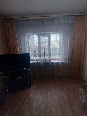 Продажа квартир: 1 комната, 35 м², 105 серия, 1 этаж, Старый ремонт