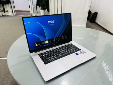 купить ноутбук в рассрочку: Ноутбук, Huawei, 8 ГБ ОЗУ, Intel Core i5, 15.6 ", Б/у, Для работы, учебы, память SSD