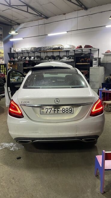 Mercedes-Benz: Mercedes C300 arxa bufer sadece kraskaya ehtiyyaci var her bir seyi