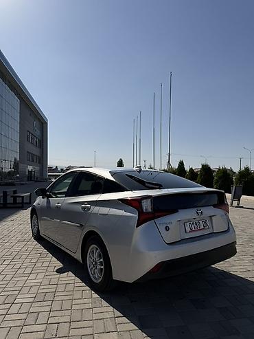 приус 10кузов: Toyota Prius: 2022 г., 1.8 л, Вариатор, Гибрид, Хэтчбэк — 4