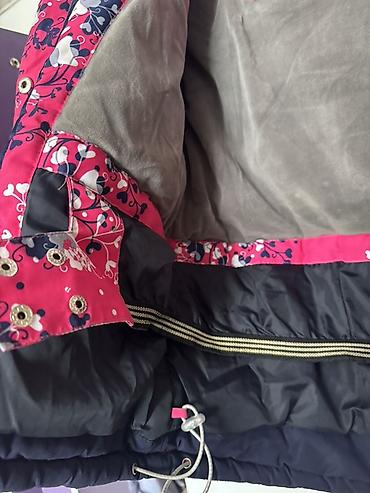 Верхняя одежда: Срочно продается куртка Детская зимняя куртка Moldos, рост 122 см. - — 10