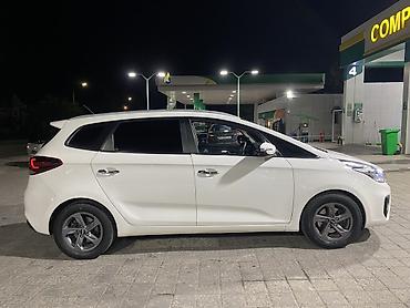kia carens: Kia Carens: 2017 г., 1.7 л, Дизель — 4