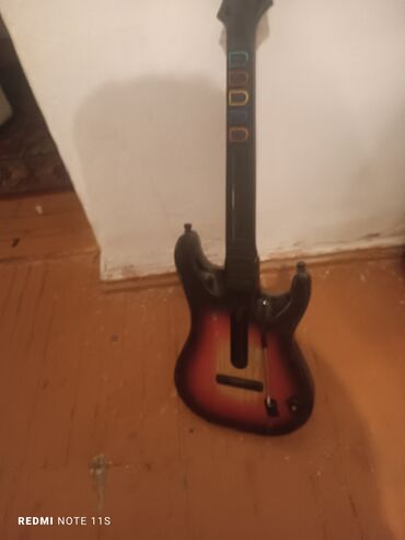 xbox 360 250: Продаю игровую гитару для xbox
 +торг