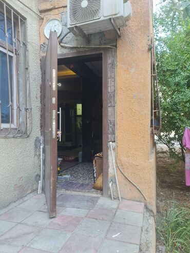 Köhnə tikili: Bakı, 2-ci mikrorayon, 2 otaqlı, Köhnə tikili, m. Memar Əcəmi, 56 kv. m — 24