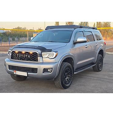 Toyota Sequoia: 2013 г., 5.7 л, Автомат, Газ, Внедорожник