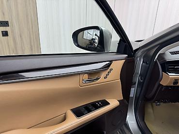 Lexus: Lexus ES: 2017 г., 2.5 л, Гибрид, Седан — 11
