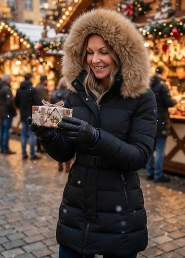 bele ski pantalone: Ženska zimska jakna s kapuljačom i krznom - Duga, topla puffer jakna — 1