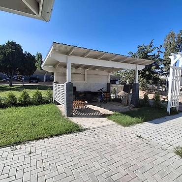 Долгосрочная аренда домов: 96 м², 3 комнаты, Парковка — 12