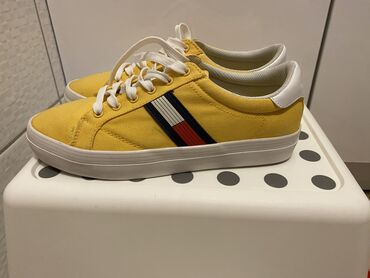 Sneakers & Athletic shoes: Tommy Hilfiger, 40, color - Yellow