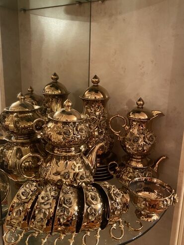 Çay dəstləri və servizlər: Çay dəsti, rəng - Qızılı, Farfor
