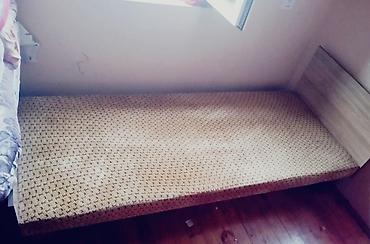 Tək nəfərlik çarpayı və döşək - Ölçü: təxmini 90×190 sm tək ölçü -