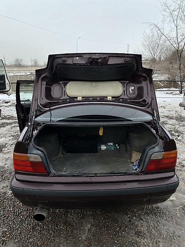 BMW: BMW 3 series: 1991 г., 1.8 л, Механика, Седан — 10
