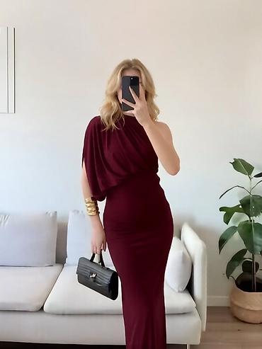 eldo design: Elegantna asimetrična haljina bez rukava
2650
Din
S M L — 4