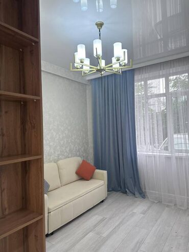 продается квартира западный автовакзал: 1 бөлмө, 36 кв. м, Жеке план, 3 кабат, Дизайнердик ремонт