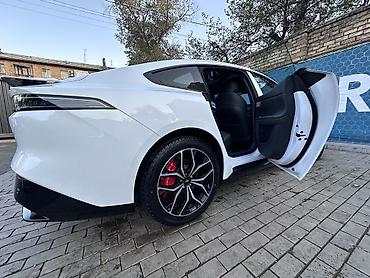 xpeng p7: Dongfeng : 2025 г., Автомат, Электромобиль, Лифтбек — 6