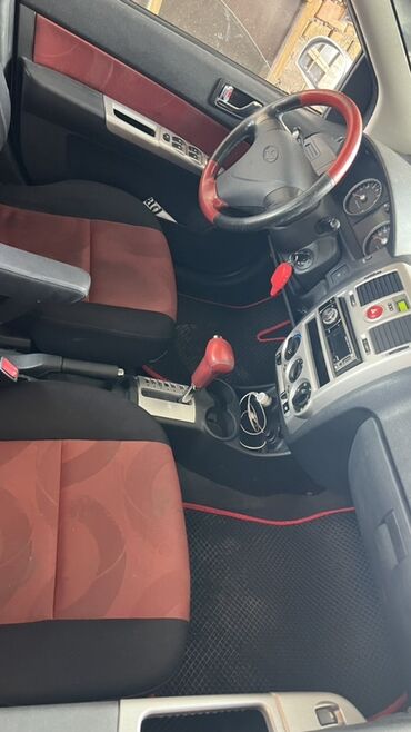 хёндай солярис ош цена: Продается Hyundai Getz серебристого цвета. Автомобиль компактный и