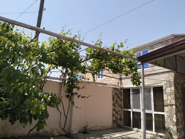 Həyət evləri və villaların satışı: 3 otaqlı, 272 kv. m, Kredit yoxdur, Orta təmir — 2