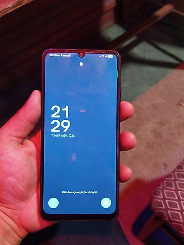 samsung b320: Samsung Galaxy A06, 128 GB, rəng - Göy, İki sim kartlı — 1