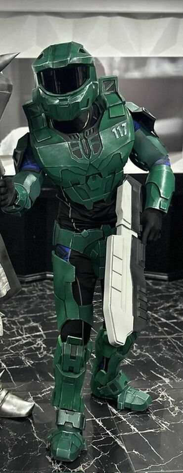 форма баскетбольная: Костюм в стиле Master Chief из Halo. Выполнен в зелёном цвете с