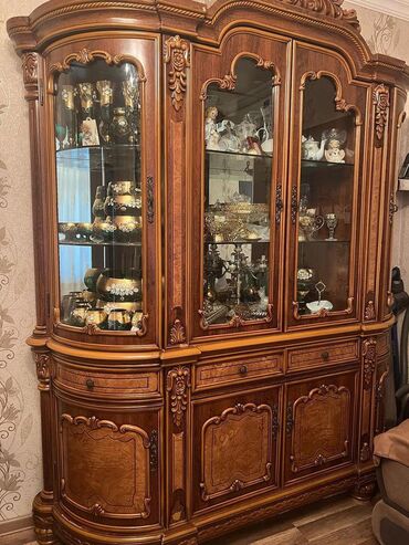 Dolablar: Qorka satilir xirdalandadi isteyen elaqe saxlasin.051 335 54 40